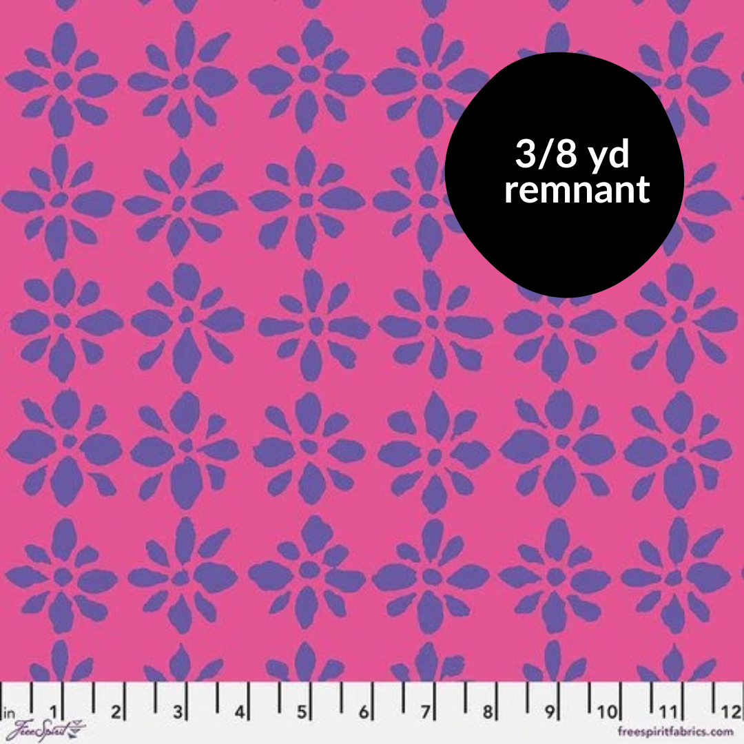 Remnant - 3/8 yd - Snow Flower - Pink