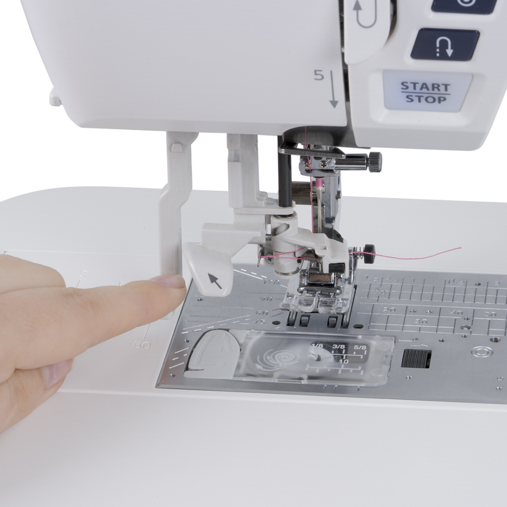 Janome Skyline S7 AE - Anniversary Edition