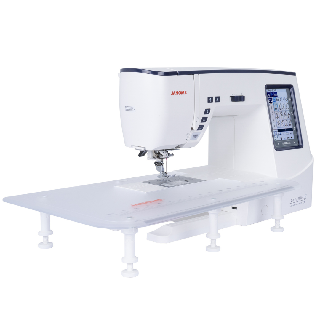 Janome Skyline S7 AE - Anniversary Edition