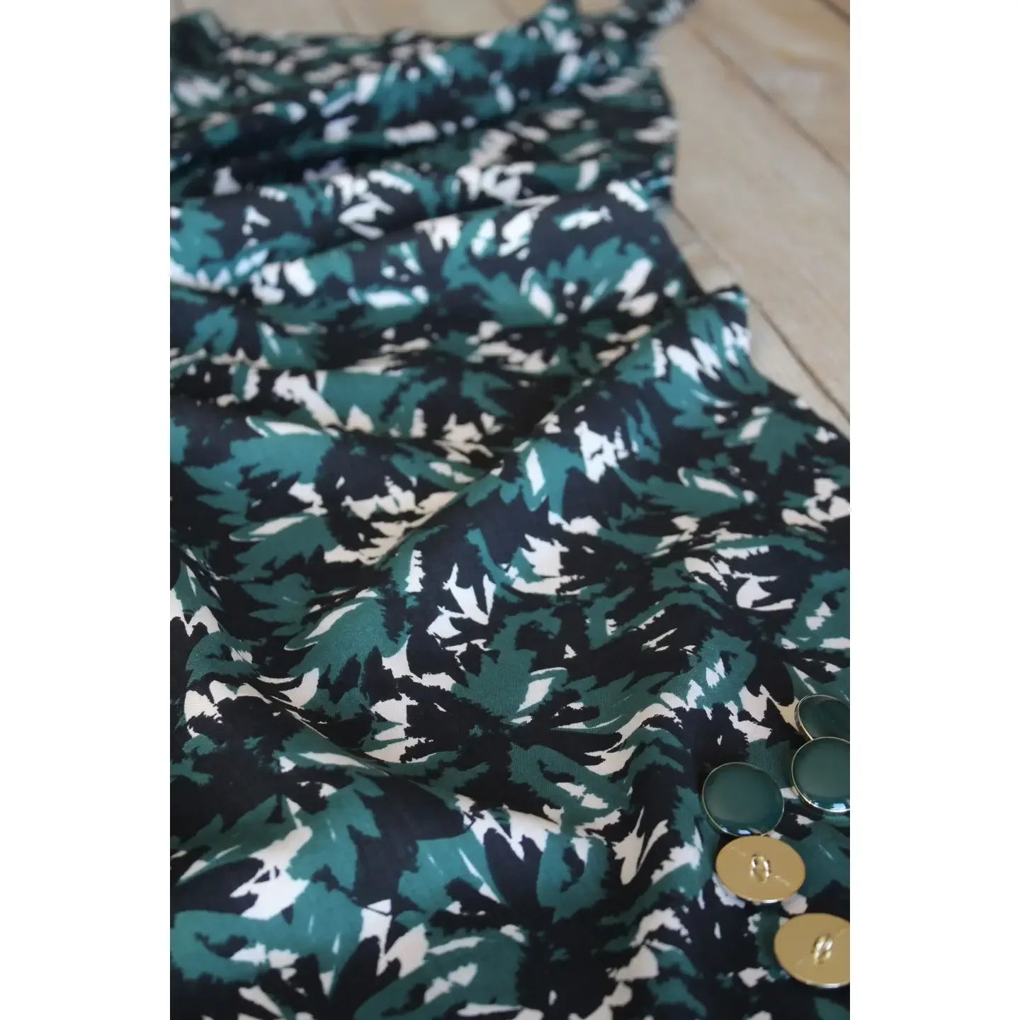 Viscose Poplin - Flora - Green Fir