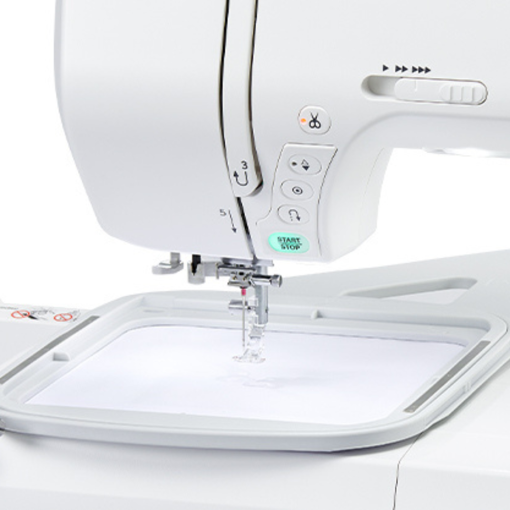 Janome Memory Craft 9850 Sewing and Embroidery Machine