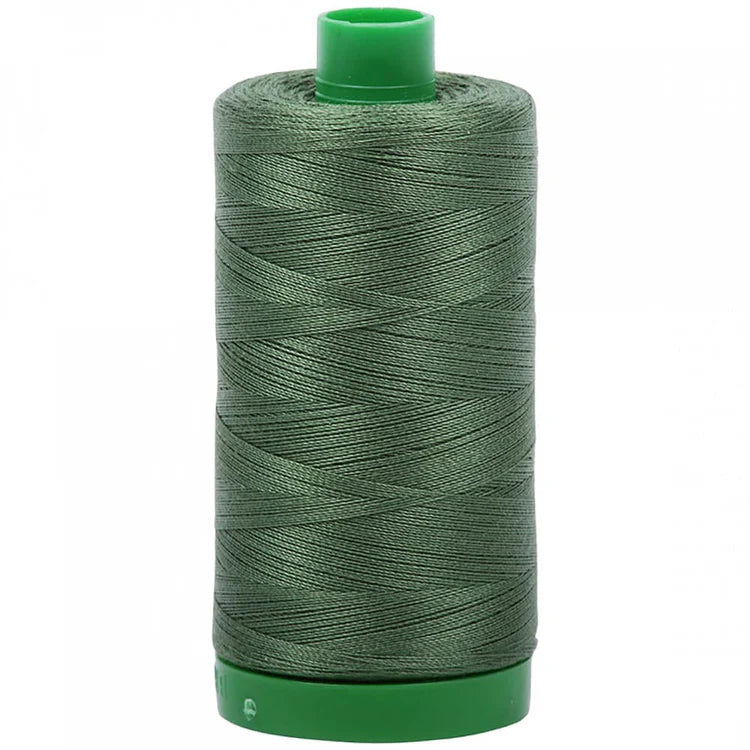 Aurifil - 40wt - Very Dark Grass Green - 2890
