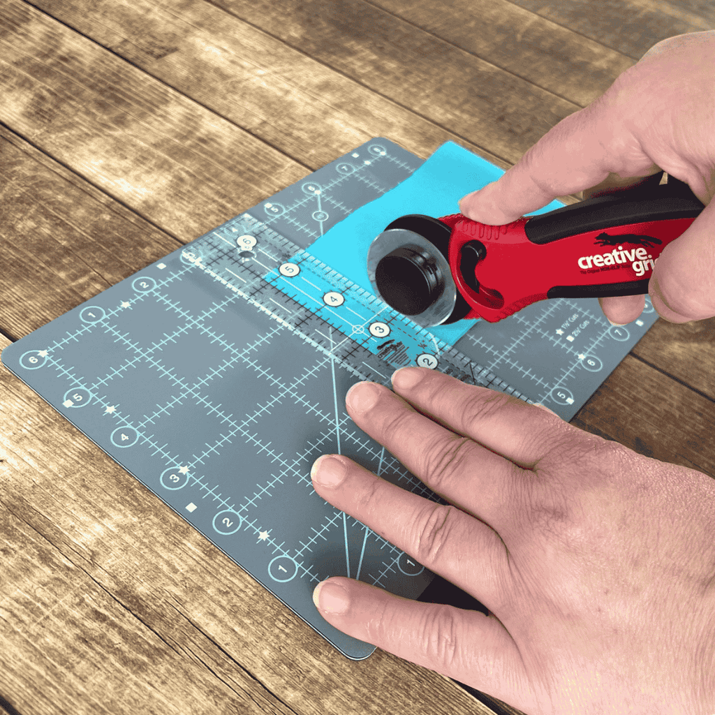 Creative Grids Self-Healing Mini Cutting Mat 6" x 8"