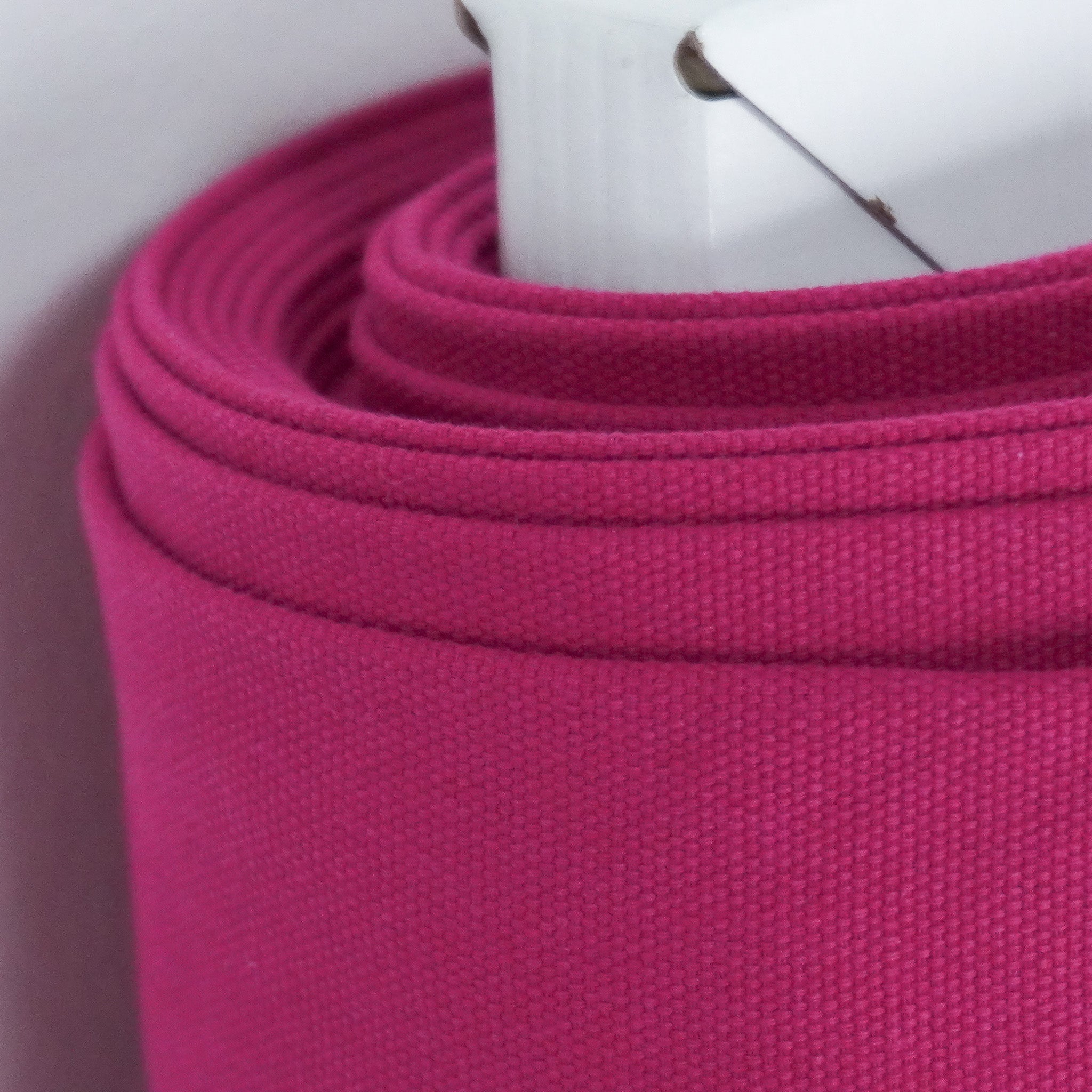 Solid Canvas - Fuchsia