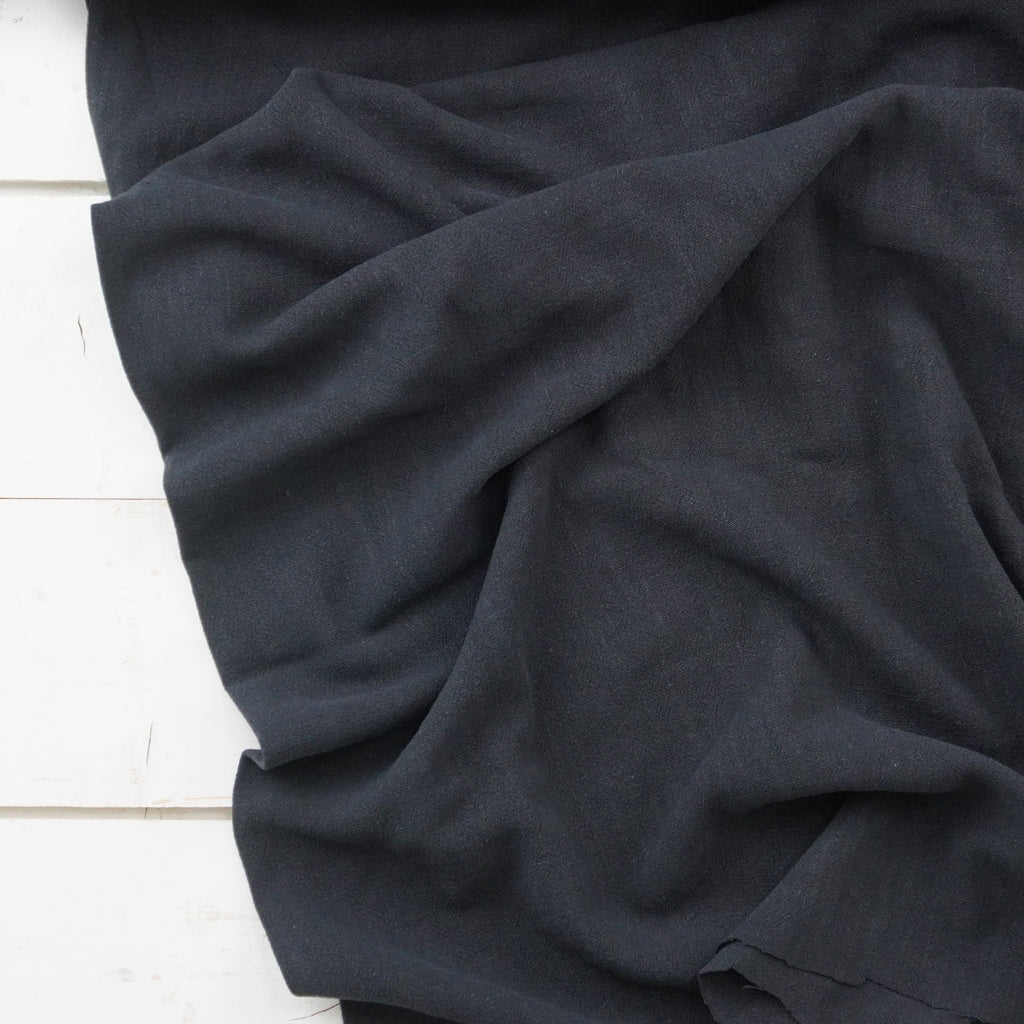 Silky Noil - Black