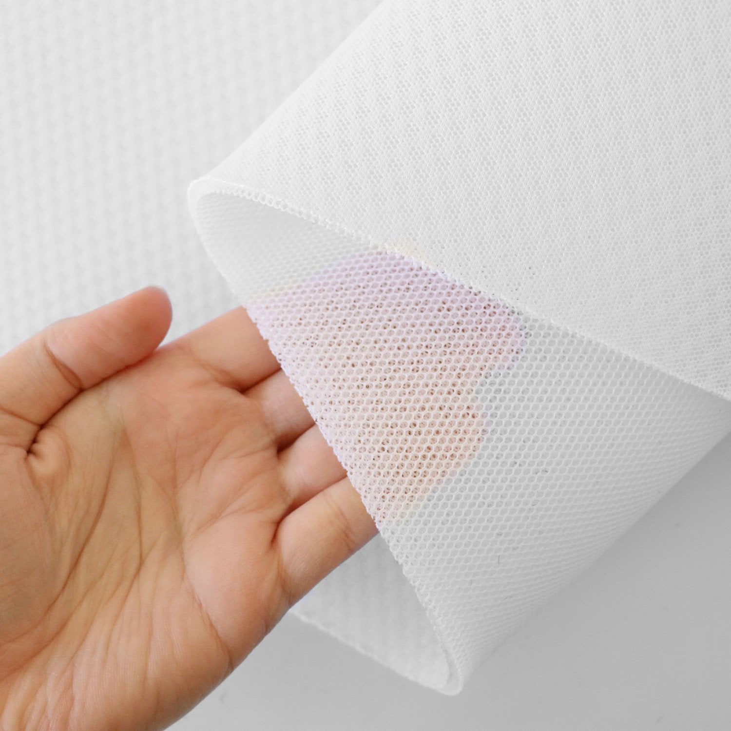 White Air Mesh -1/2yd