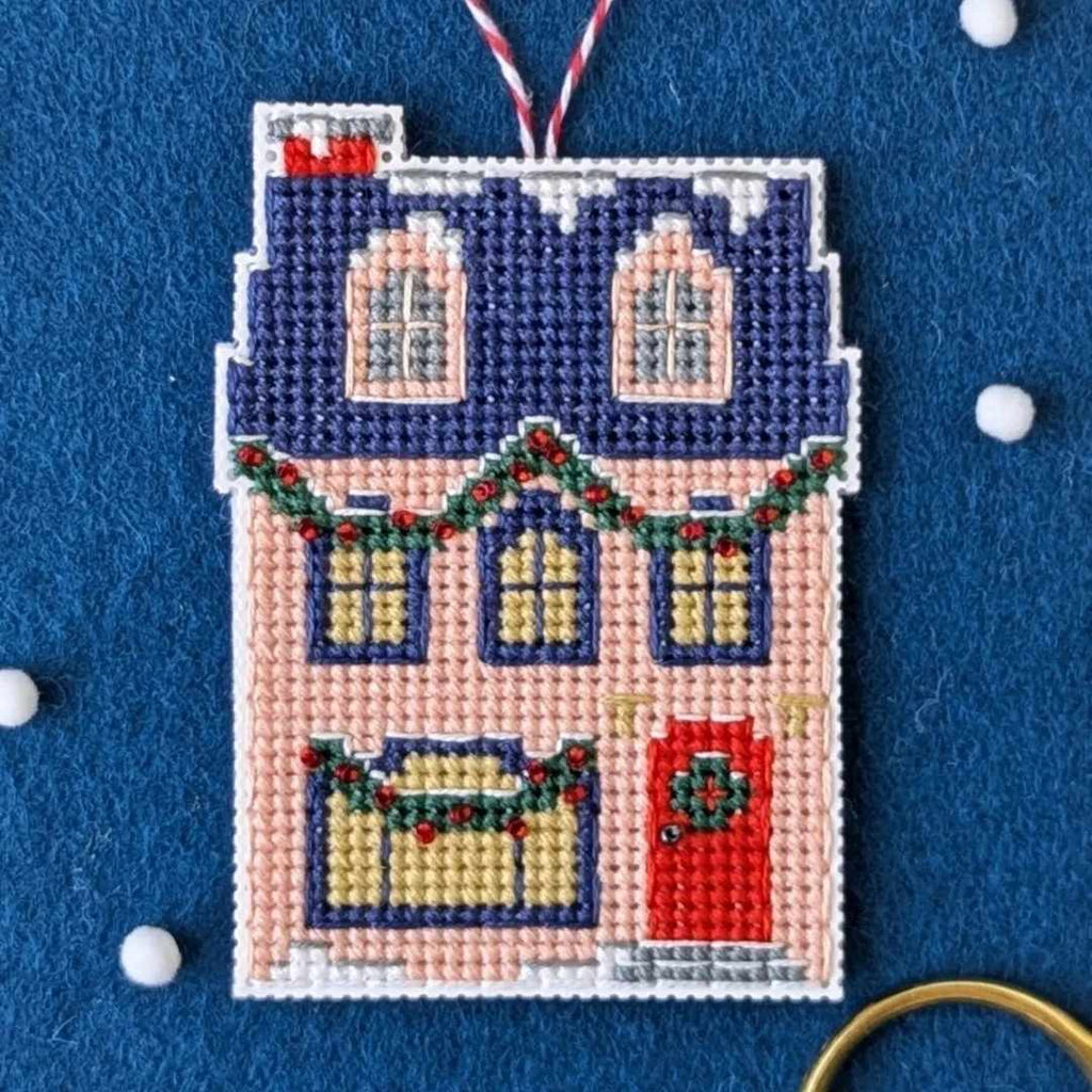 Holiday Homes Cross Stitch Kit - Cottage