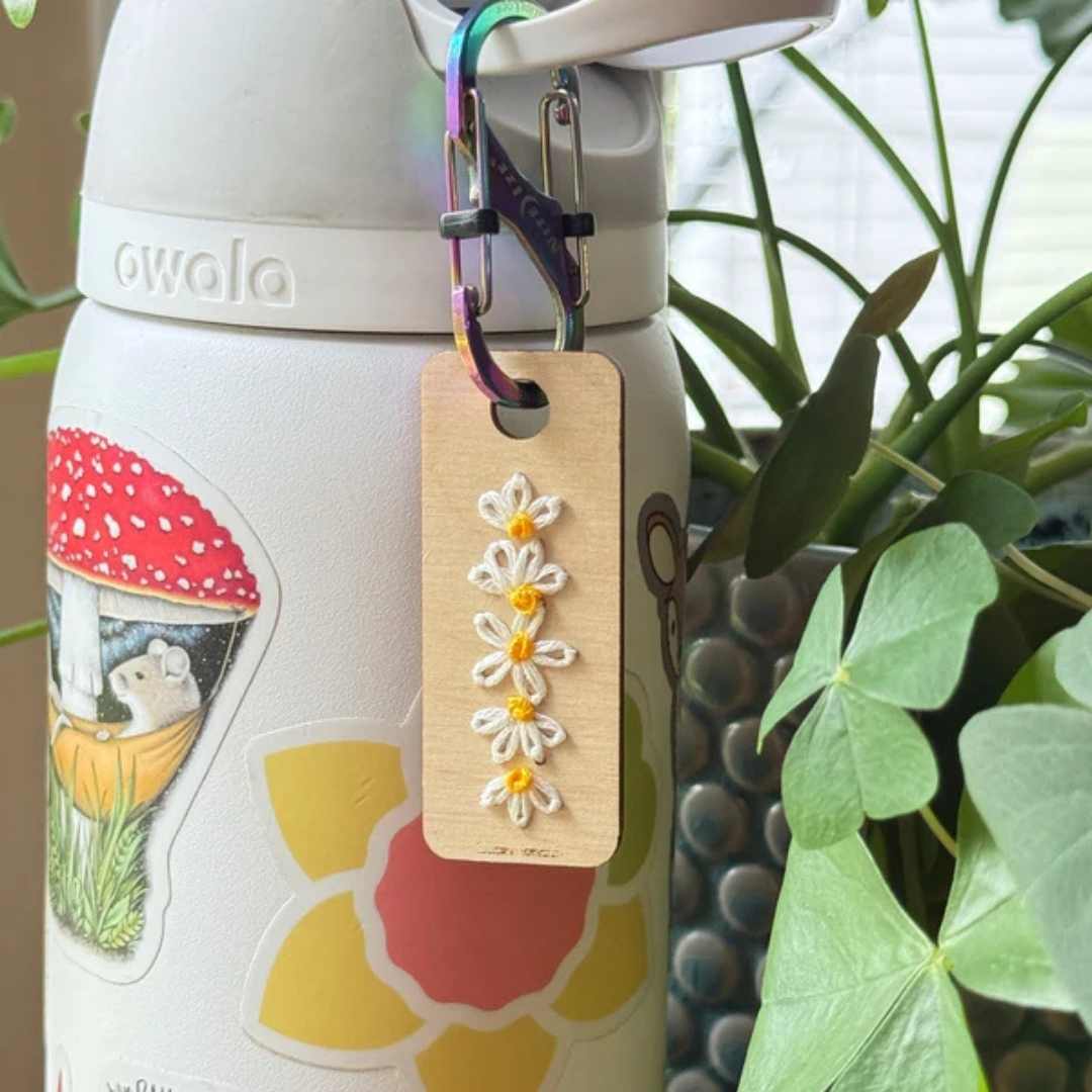 Daisy Chain Mini Embroidery Kit
