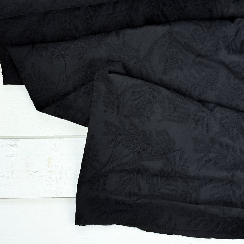Embroidered Palms Cotton - Black