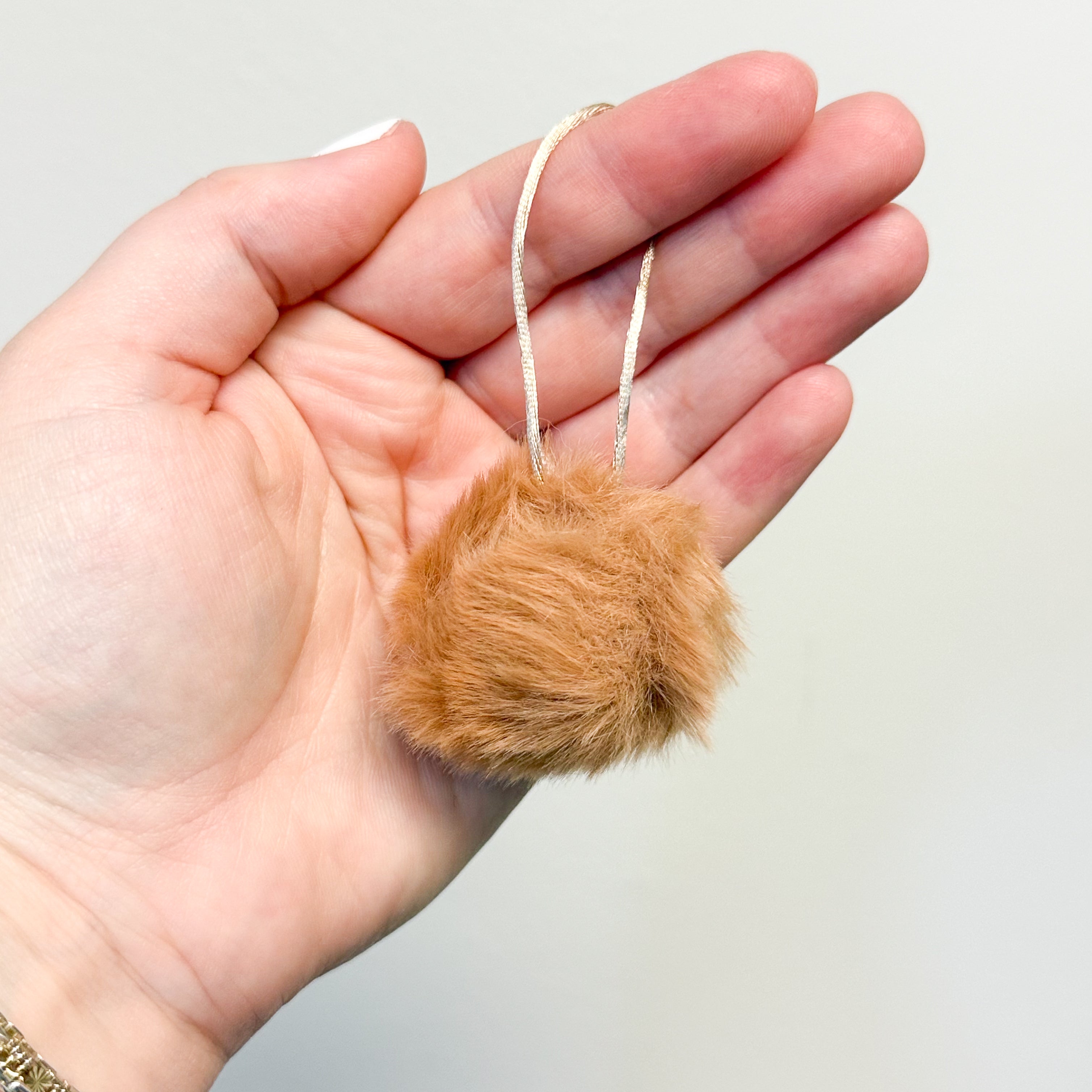 Faux Fur Round Pom Pom - Caramel