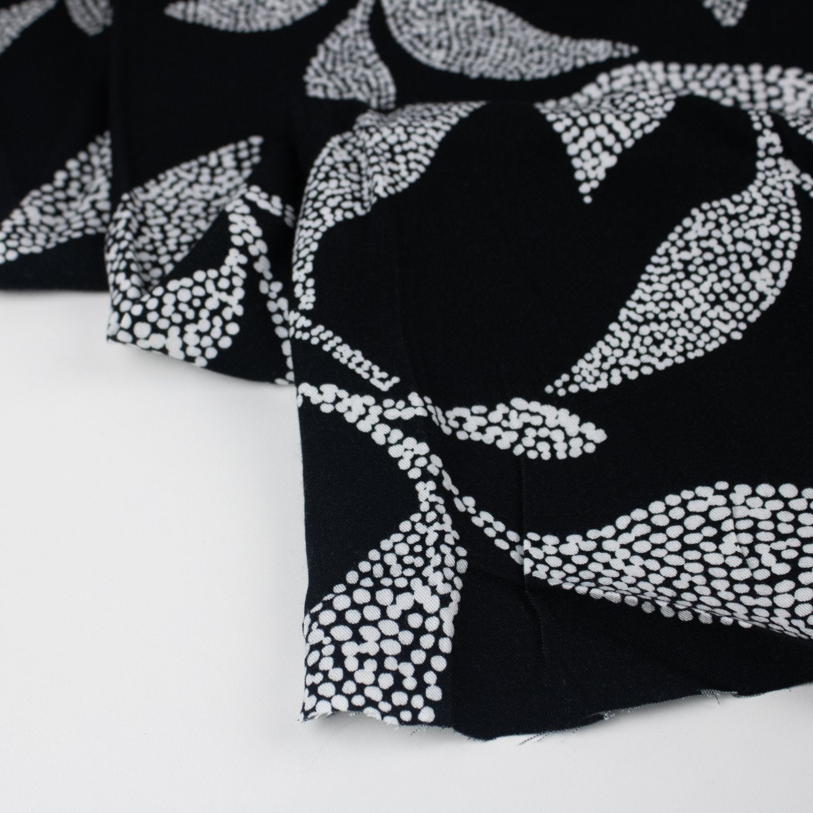 Gabriella Viscose - Black