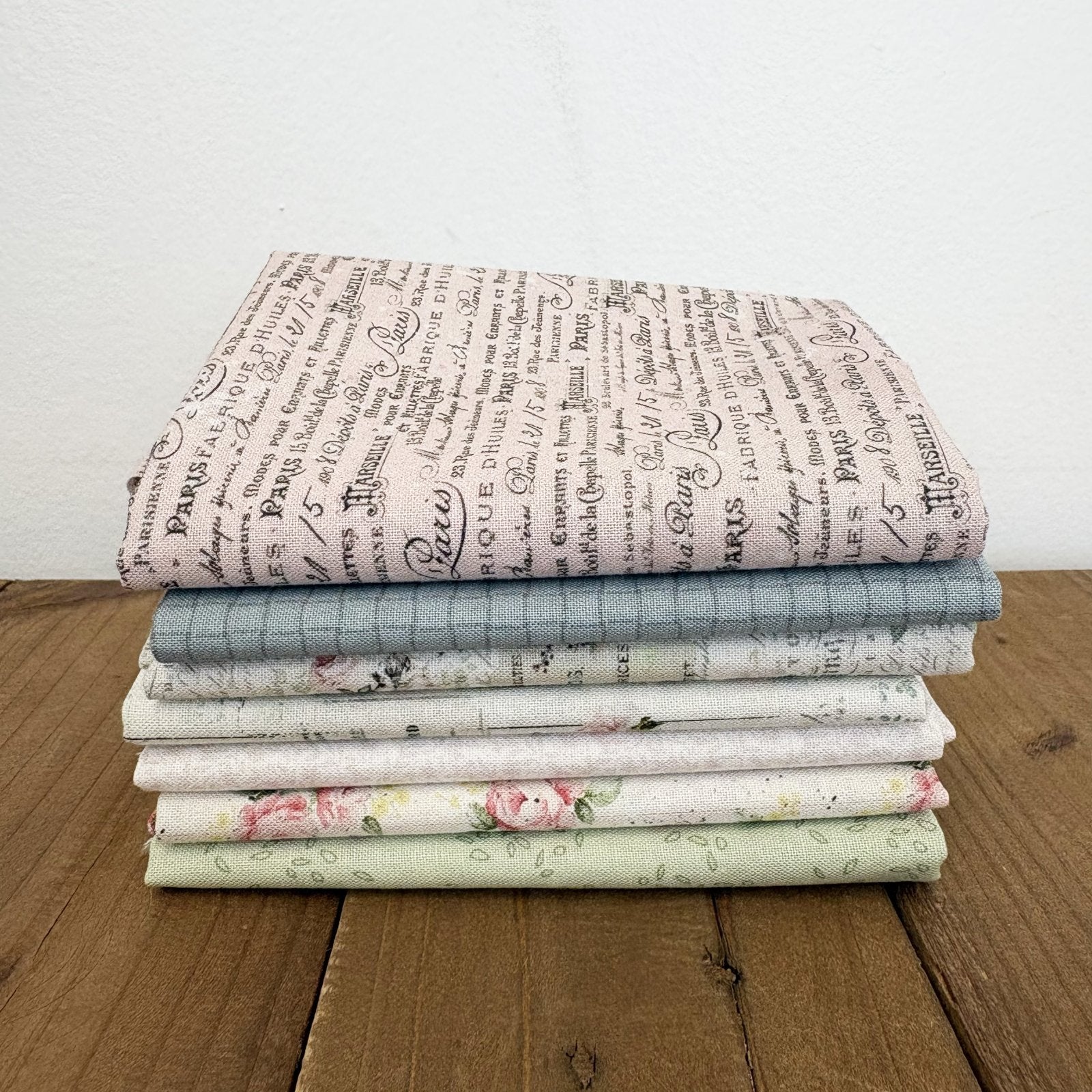 Fat Quarter Bundle - Parisian Snippets 7 pieces