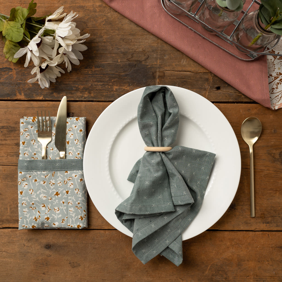 spring freebie: neat + tidy napkin trio