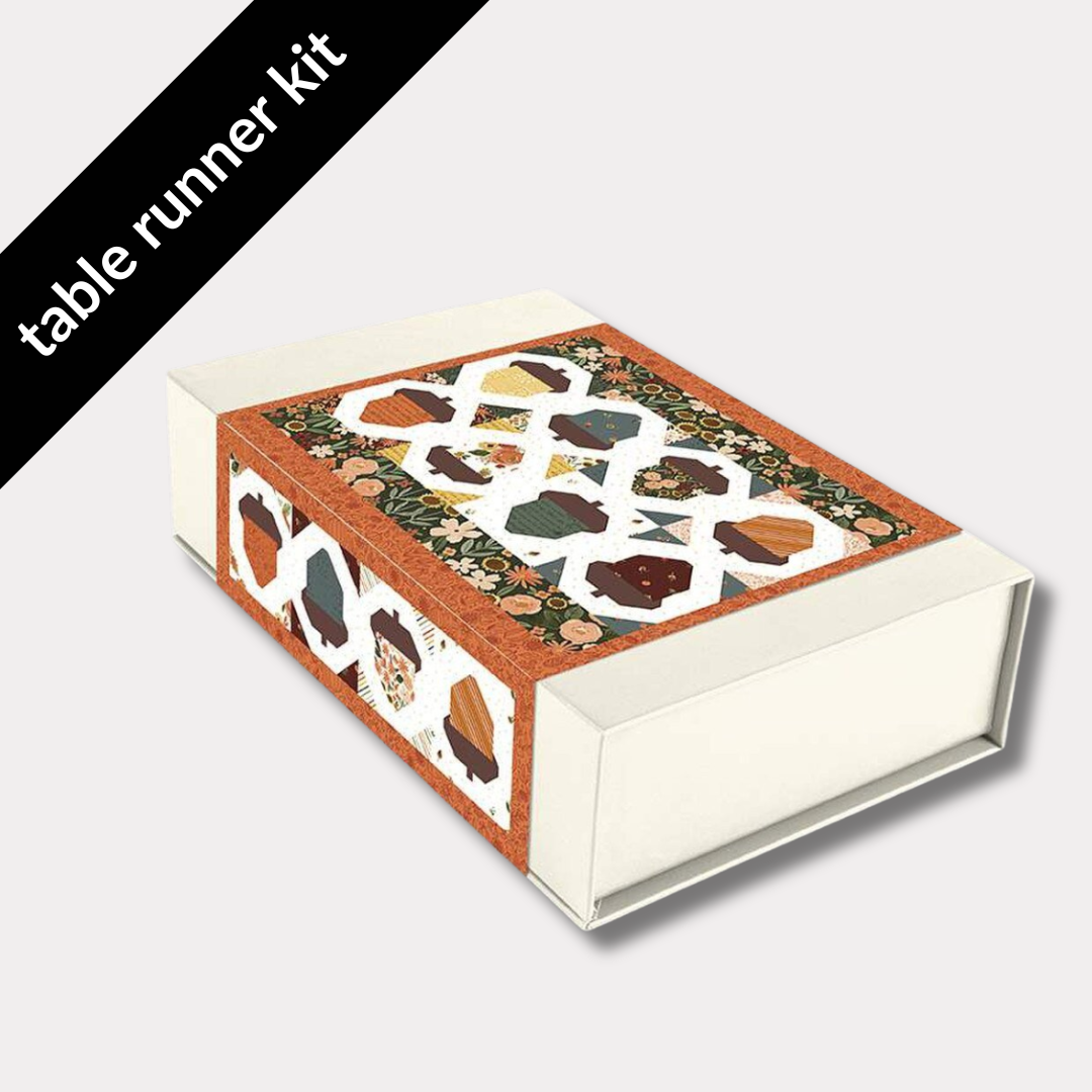 Happy Fall Days - Acorn Love Runner Kit