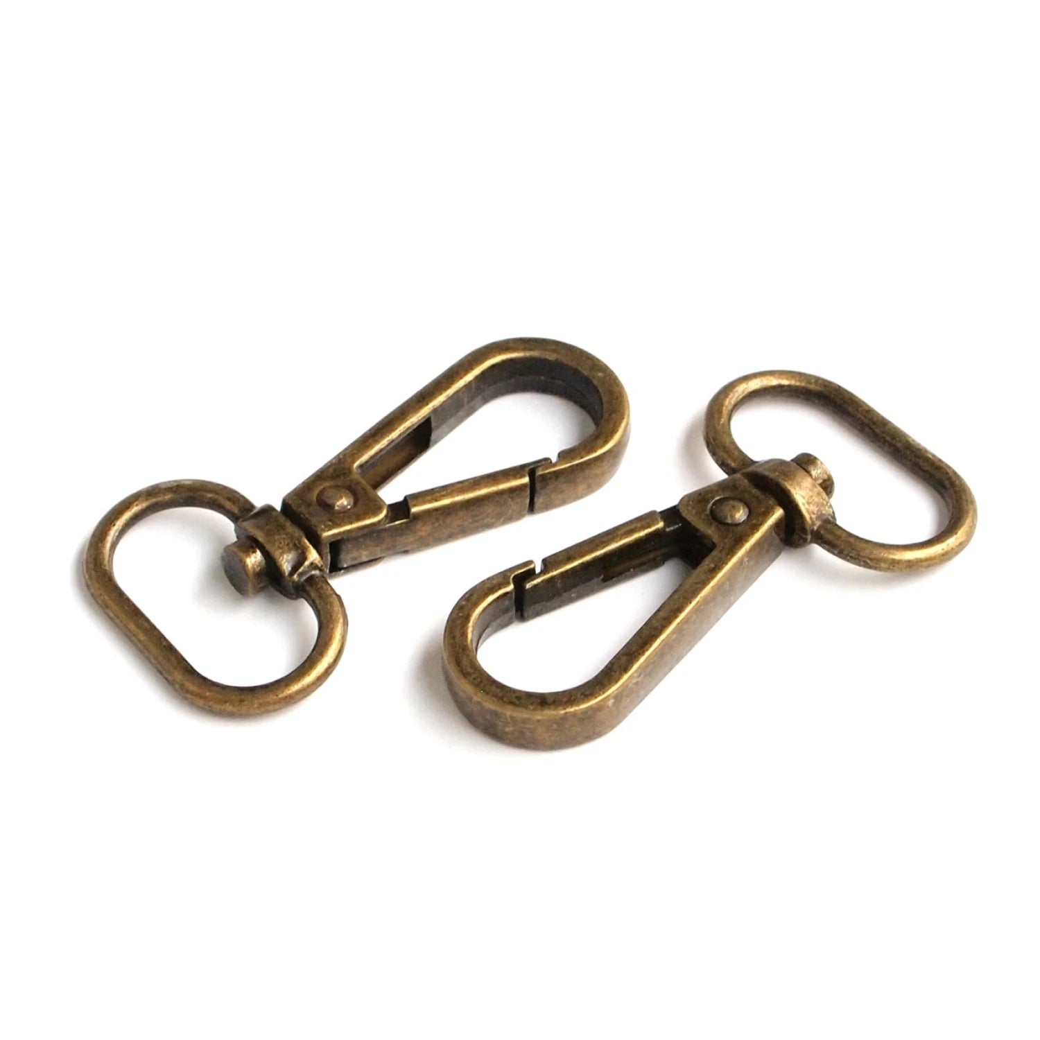 Sallie Tomato Swivel Hooks - 3/4" - Set of 2
