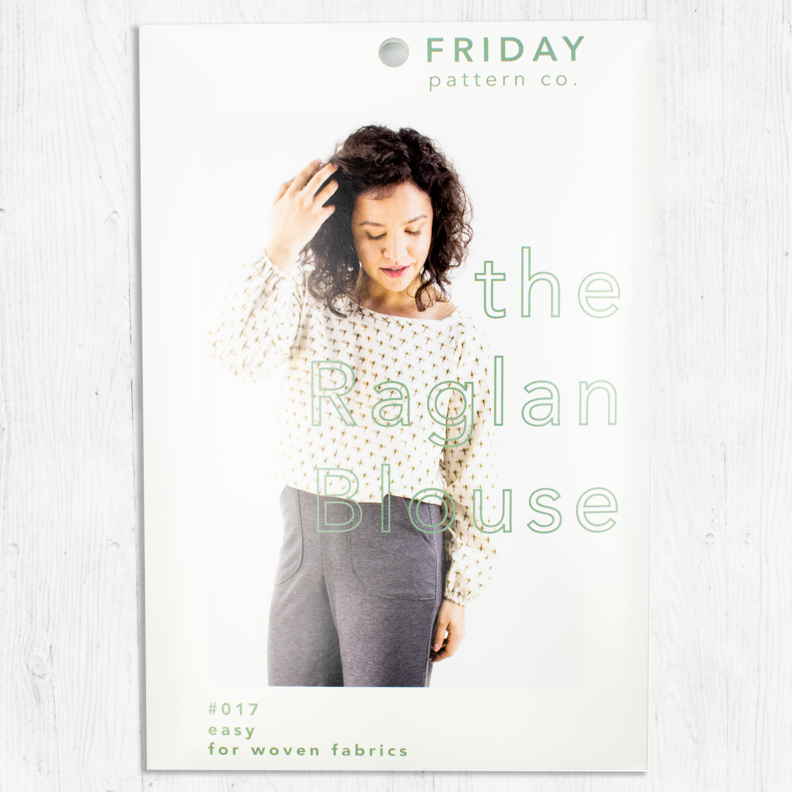 Friday Pattern Co. - The Raglan Blouse