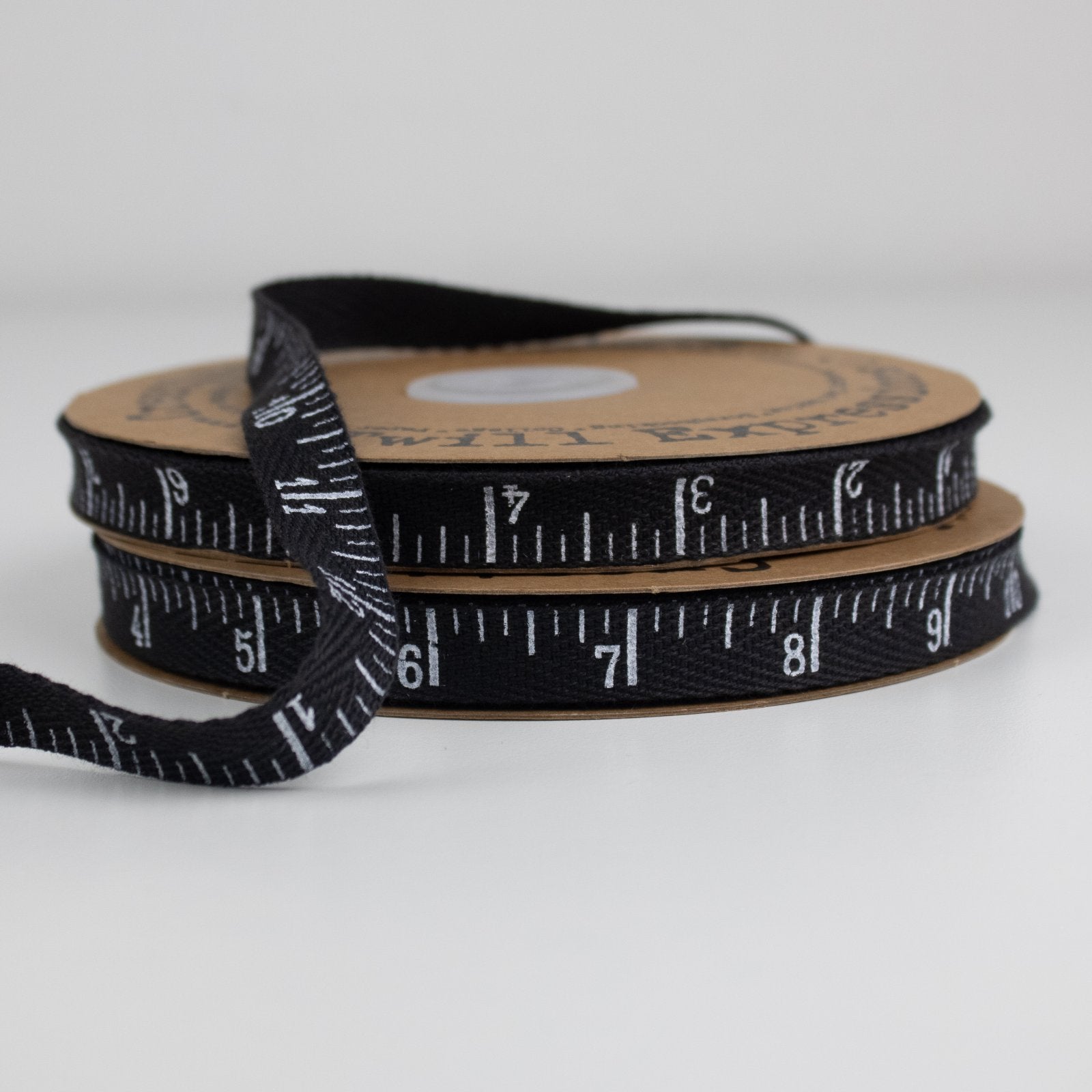 Antique Ruler Twill Black/White